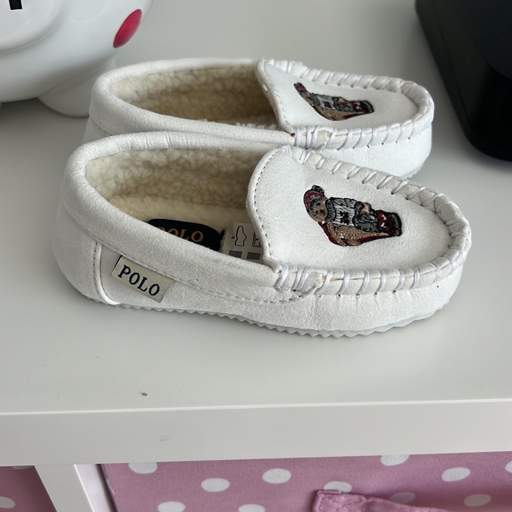 Toddler Ralph Lauren shoes - never worn- size 7